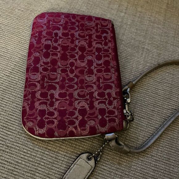 Coach Pink Clutch with Signature Design - Picture 3 of 3